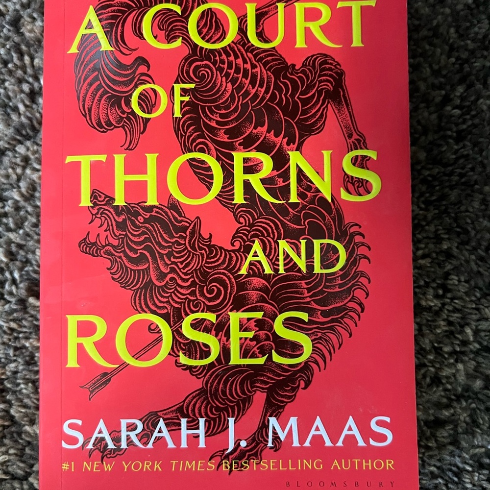 A Court of Thorns and Roses Book